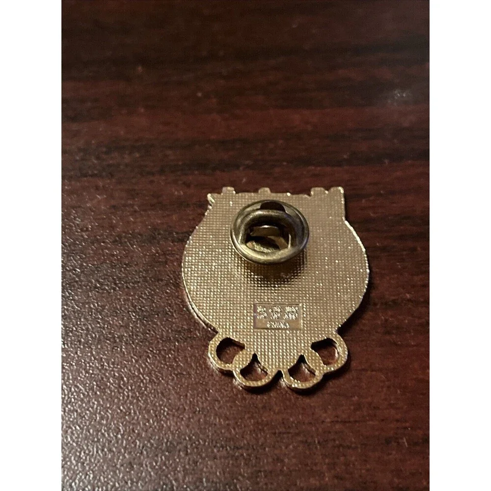 Vintage Kodak Worldwide Sponsor Badminton‎ Birdie Olympics Lapel Hat Pin